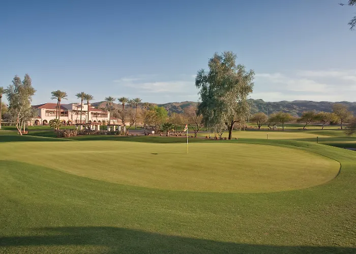 The Legacy Golf 4*